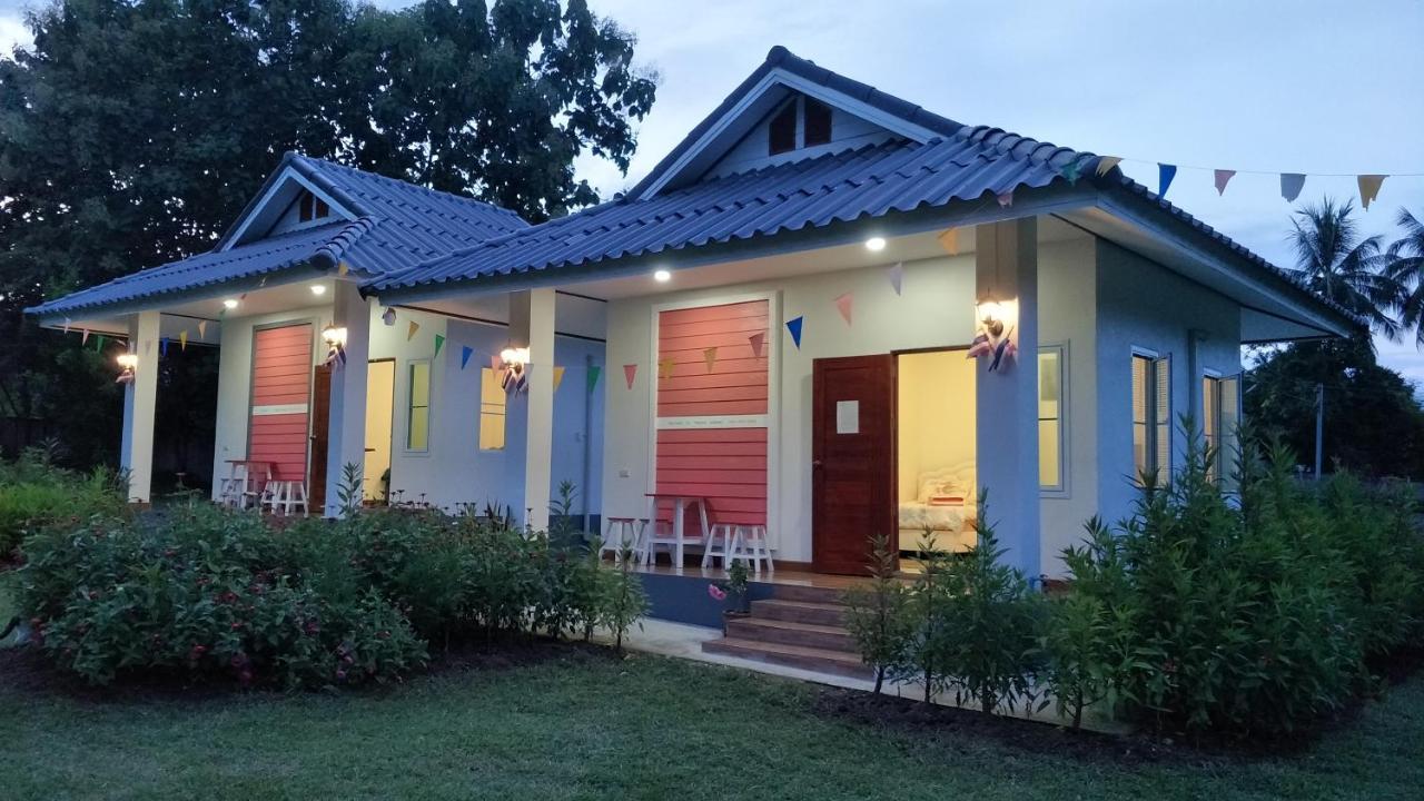 Vila Pimpisa Garden พิมพิศา การ์เด้นท์ Khuang Kom Exteriér fotografie